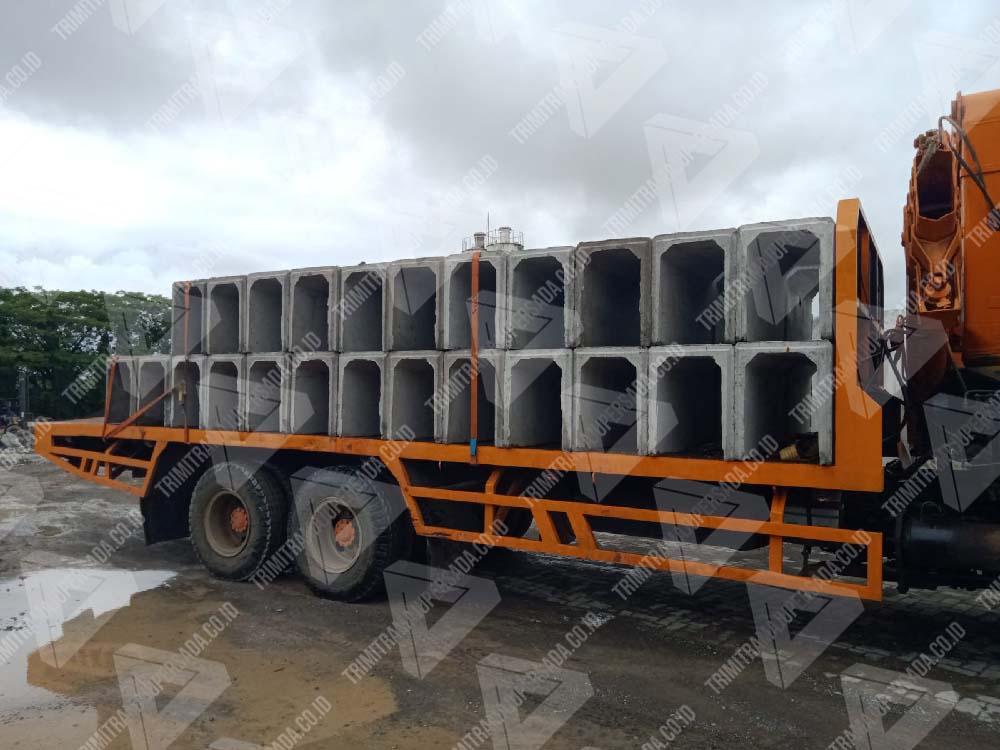 pengiriman u-drain beton precast